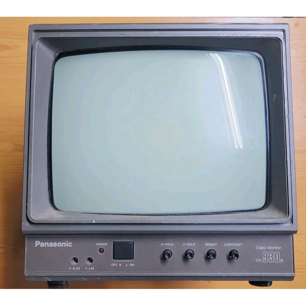 Vintage Panasonic TR-930B 9" B&W CRT Video Monitor 1989 Parts Repair